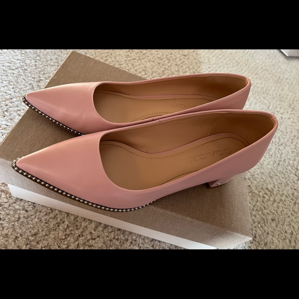 coach work pumps 6.5 pink
